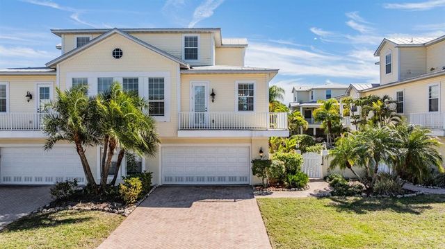 Exploring Real Estate Opportunities: Anna Maria Island Condos for Sale