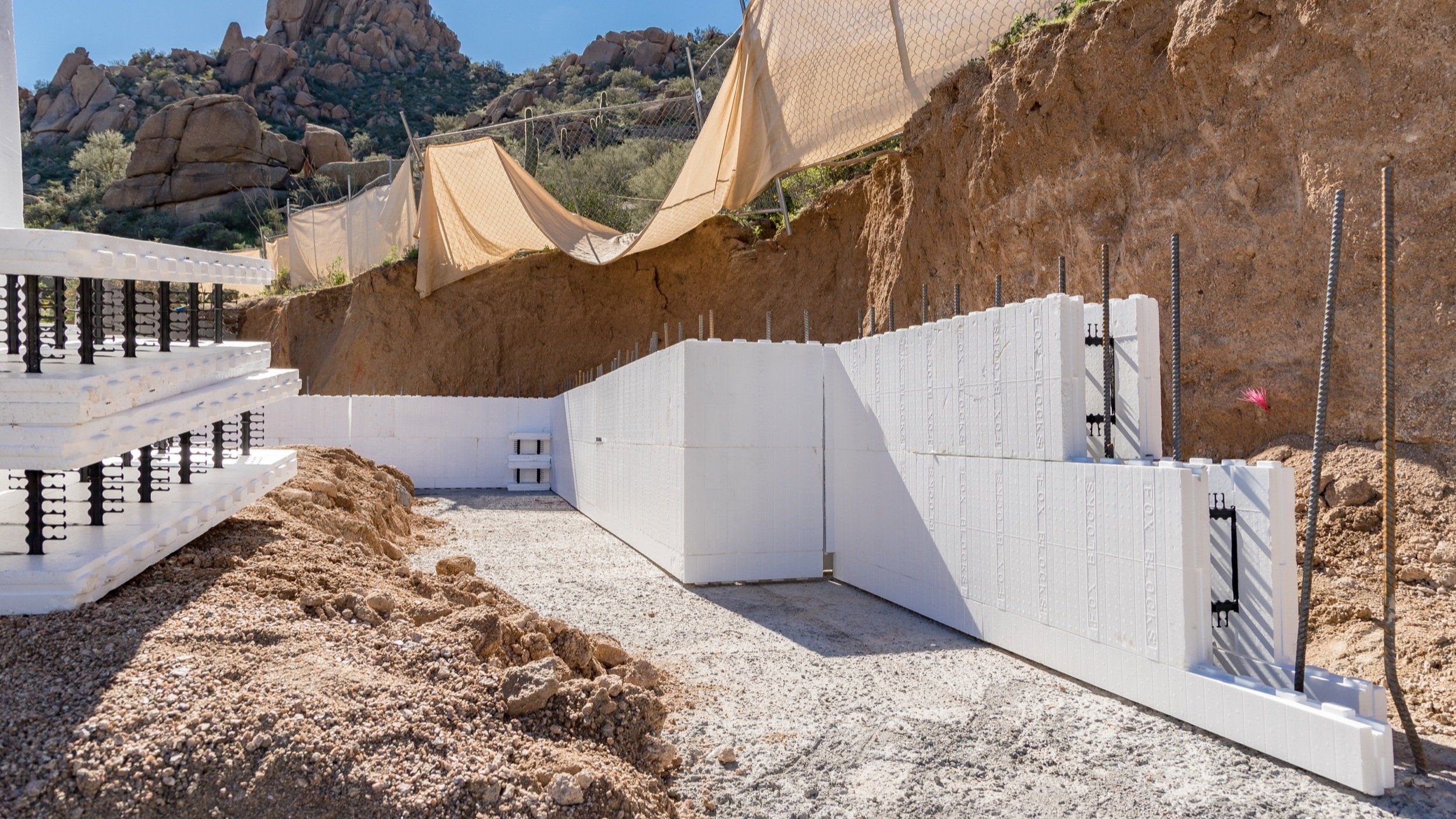 Energy-Efficient Construction Made Easy: The Benefits of Insulated Concrete Blocks