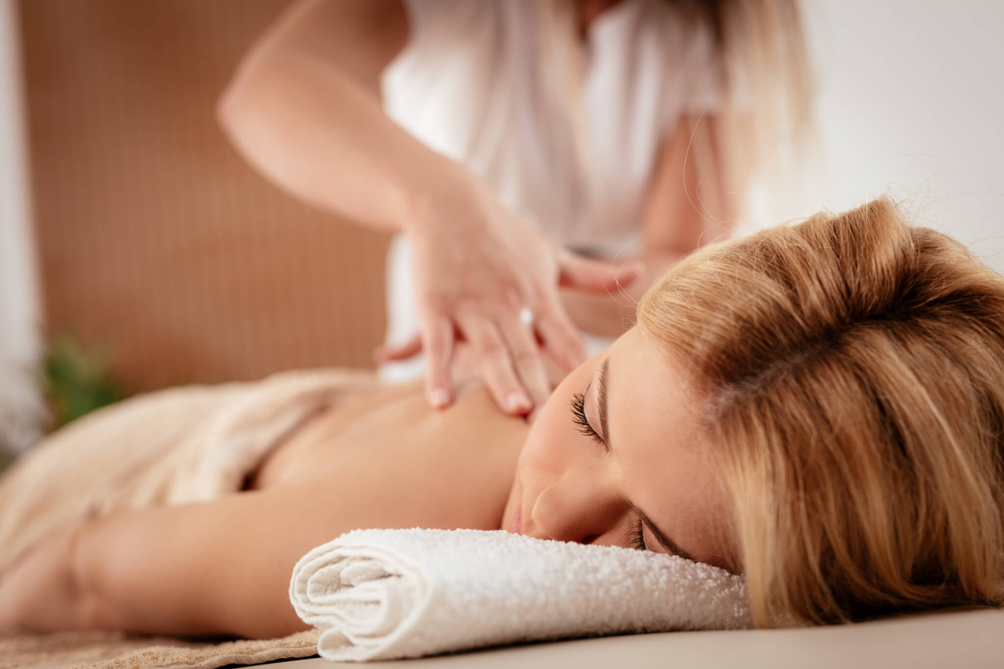 How Oil Massage Can Enhance Your Relaxation Experience